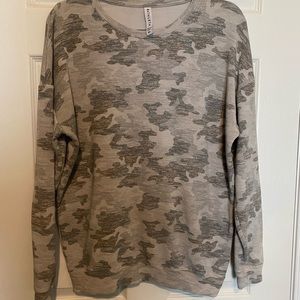 Athleta Pure Luxe Printed Sweatshirt - Medium Tall